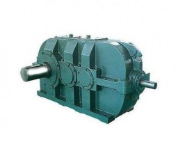 Cylindrical gear reducer